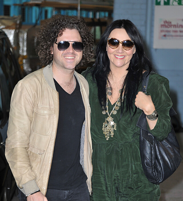 9 Jun 2015 - LONDON - UK
MARTINE MCCUTCHEON AND HSUBAND JACK MCMANUS SEEN AT THE ITV STUDIOS.
BYLINE MUST READ : XPOSUREPHOTOS.COM
***UK CLIENTS - PICTURES CONTAINING CHILDREN PLEASE PIXELATE FACE PRIOR TO PUBLICATION ***
**UK CLIENTS MUST CALL PRIOR TO TV OR ONLINE USAGE PLEASE TELEPHONE 44 208 344 2007 ** Foto: Xposure 9 Jun 2015 - LONDON - UK
MARTINE MCCUTCHEON AND HSUBAND JACK MCMANUS SEEN AT THE ITV STUDIOS.
BYLINE MUST READ : XPOSUREPHOTOS.COM
***UK CLIENTS - PICTURES CONTAINING CHILDREN PLEASE PIXELATE FACE PRIOR TO PUBLICATION ***
**UK CLIENTS MUST CALL PRIOR TO TV OR ONLINE USAGE PLEASE TELEPHONE 44 208 344 2007 ** Foto: Xposure
